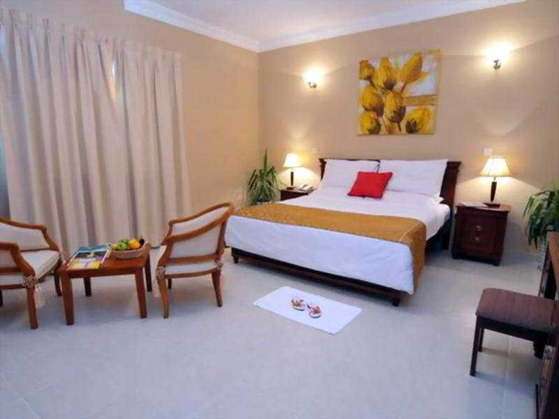 Le Grand Hotel Ad-Dauha Zewnętrze zdjęcie
